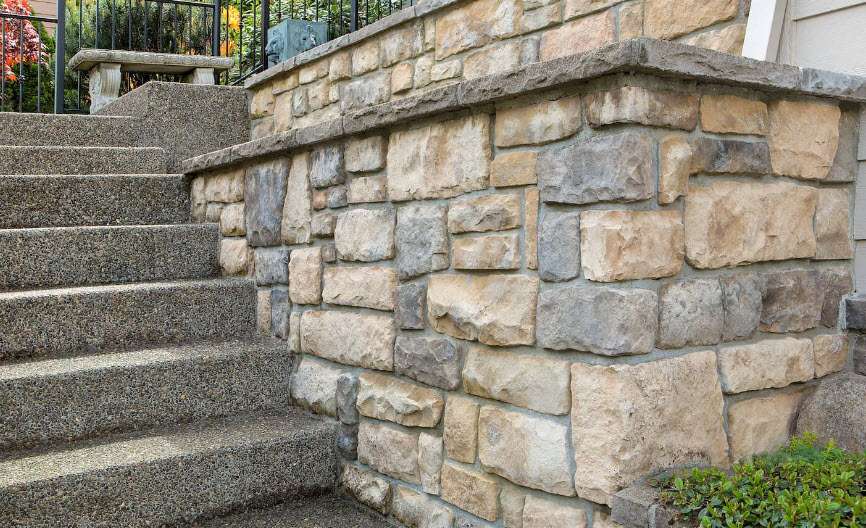 stone-veneer-wall Stone veneer wall with Tennessee Creek rock and steps